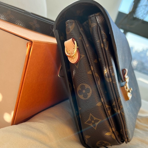 New Louis Vuitton Métis Pochette Monogram NWOT - Picture 5 of 12